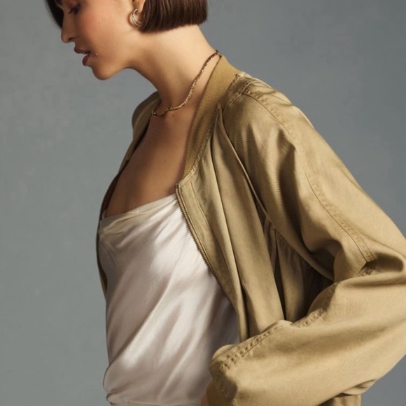 Anthropologie Jackets & Blazers - Anthropologie tan ruffled bomber jacket light sand  XS